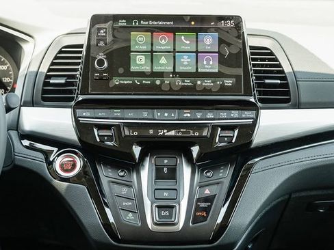 New 2026 Honda Odyssey Touring image 6