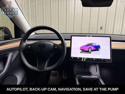 Used 2023 Tesla Model Y Long Range AWD/4WD image 32