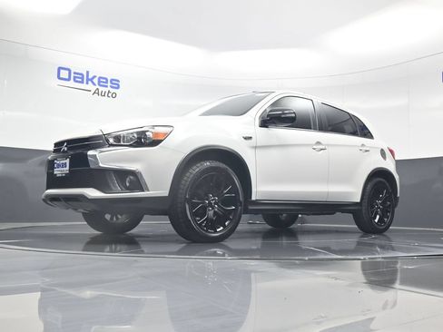 Used 2019 Mitsubishi Outlander Sport LE AWD/4WD image 37