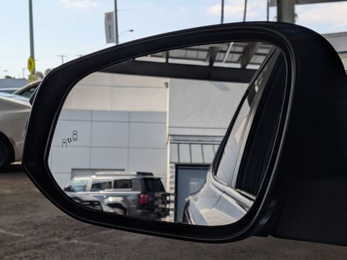 Certified 2018 Toyota RAV4 XLE FWD image 24