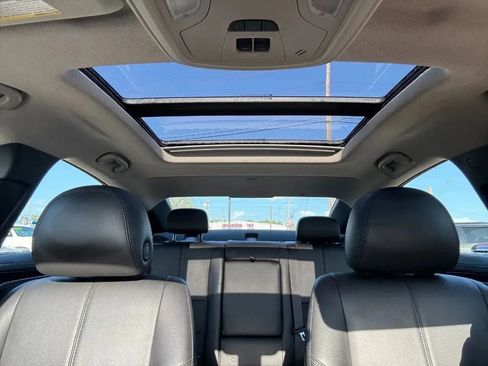Used 2014 Chevrolet Impala LT w/ Convenience Package image 17