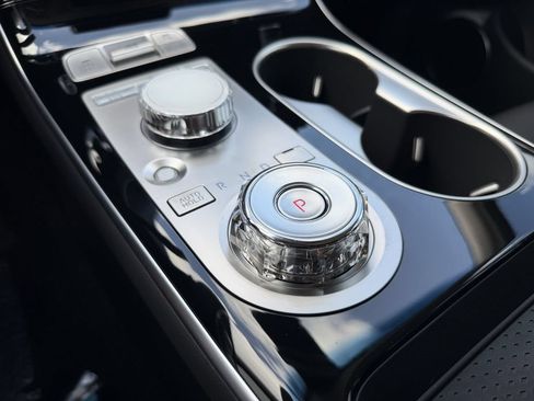 New 2026 Genesis GV70 2.5T AWD/4WD image 22