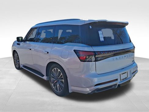 New 2026 INFINITI QX80 Luxe w/ Cargo Package image 3