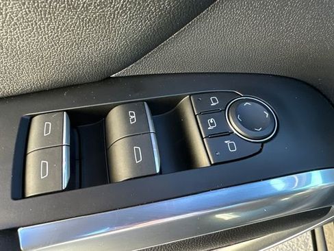 Used 2024 Chevrolet Traverse RS w/ LPO, Floor Liner Package image 28