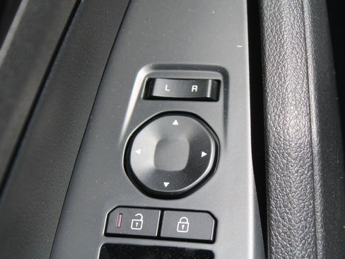 New 2026 Kia Sportage EX FWD image 21