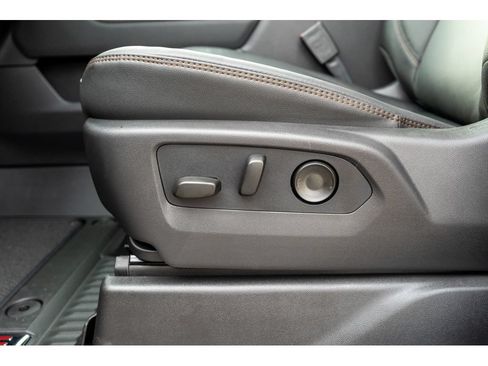 New 2026 GMC Sierra 1500 AT4 w/ AT4 Premium Package AWD/4WD image 15