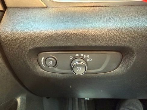 Used 2023 Chevrolet Traverse LT w/ LPO, Floor Liner Package AWD/4WD image 23
