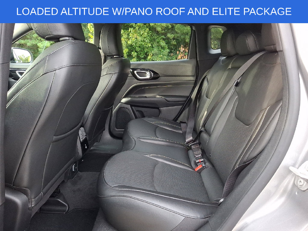 Used 2023 Jeep Compass High Altitude AWD/4WD image 10