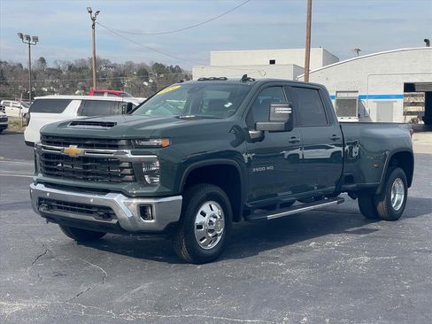 New 2026 Chevrolet Silverado 3500 LT w/ All Star Edition image 3