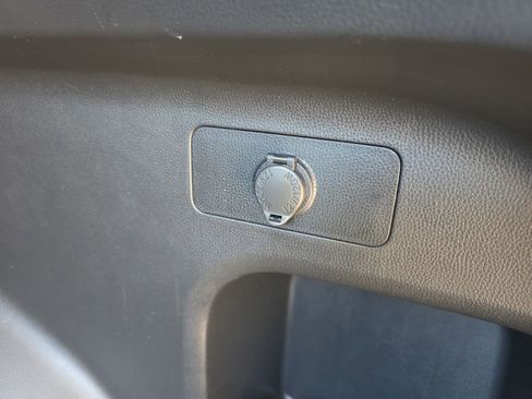 Used 2024 Toyota RAV4 XLE Premium image 15