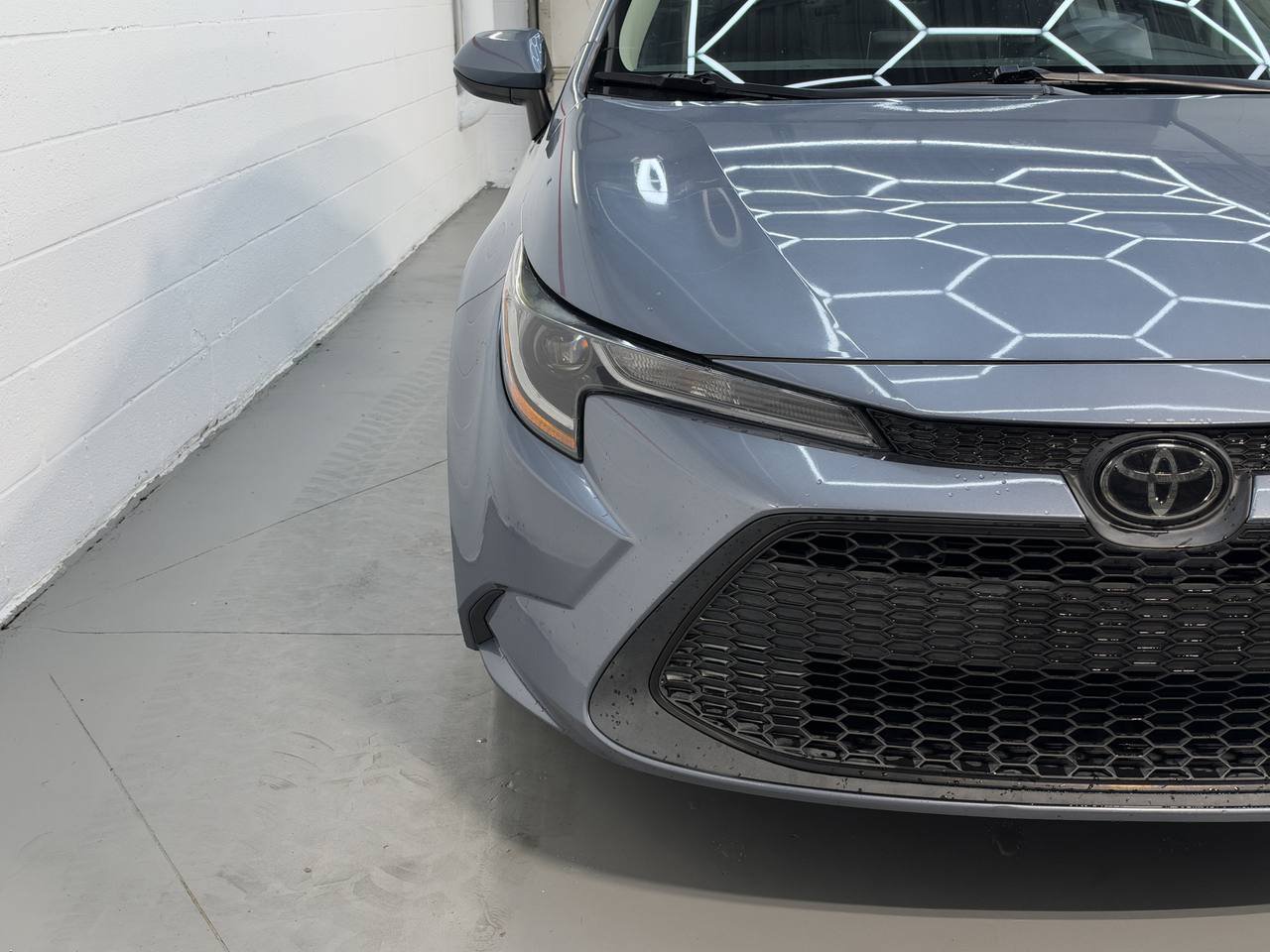 Used 2021 Toyota Corolla LE FWD image 9