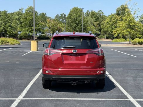 Used 2017 Toyota RAV4 LE w/ Carpet Mat Package FWD image 6