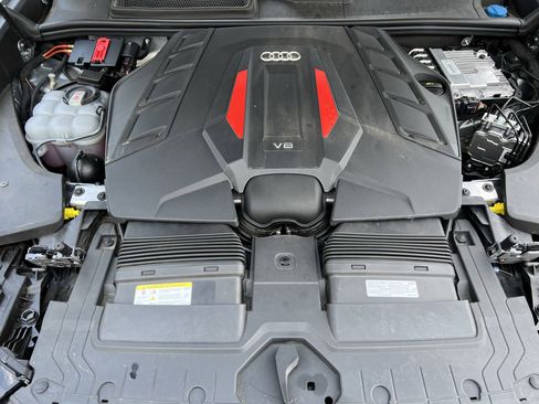 Used 2024 Audi SQ8 Premium Plus image 36