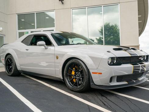 Used 2021 Dodge Challenger SRT Hellcat Redeye RWD image 9
