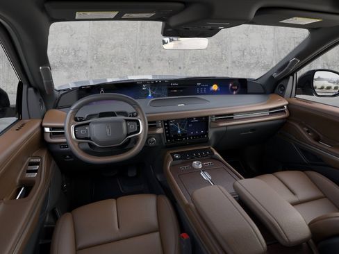New 2026 Lincoln Navigator Reserve AWD/4WD image 9