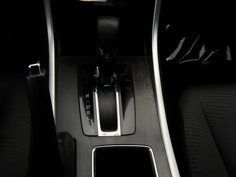 Used 2015 Honda Accord LX image 34