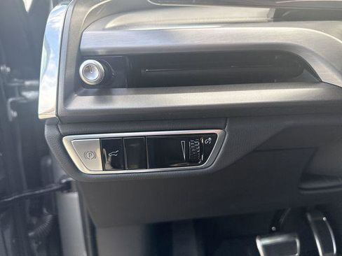 New 2026 Cadillac Vistiq Sport w/ LPO, Floor Liner Package image 14