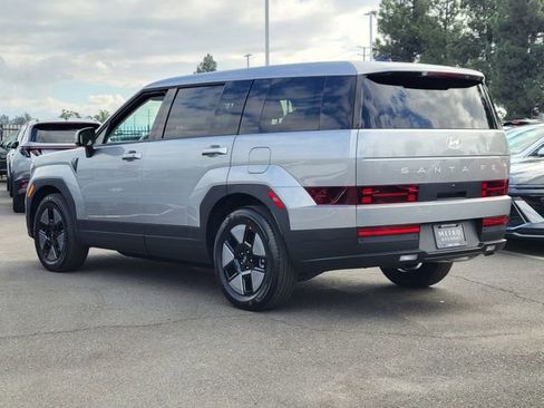 New 2026 Hyundai Santa Fe SE FWD image 2