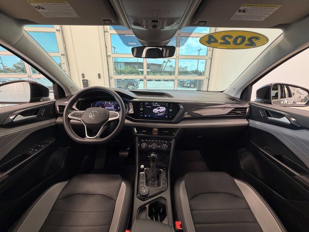 Used 2024 Volkswagen Taos SEL AWD/4WD image 18