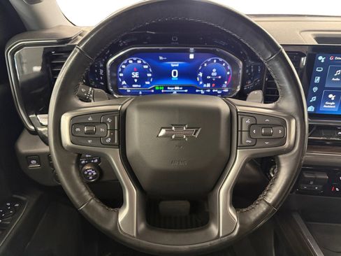 Used 2023 Chevrolet Silverado 1500 RST AWD/4WD image 16