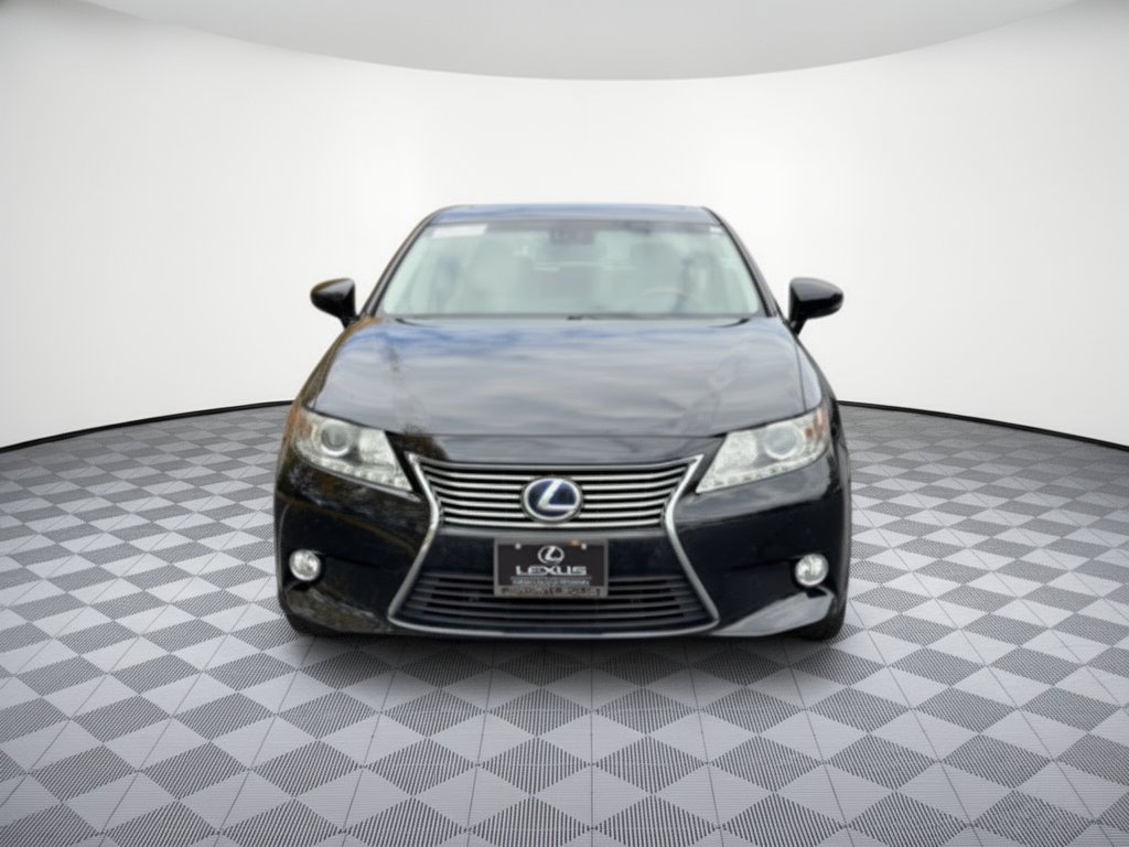 Used 2013 Lexus ES 300h w/ Luxury Pkg FWD image 6