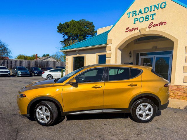Used 2024 Dodge Hornet GT w/ Cold Weather Group AWD/4WD image 27