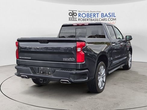 Used 2023 Chevrolet Silverado 1500 High Country w/ High Country Premium Package image 5