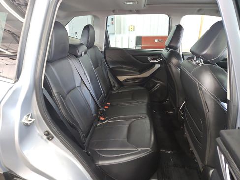 Certified 2023 Subaru Forester Limited AWD/4WD image 17