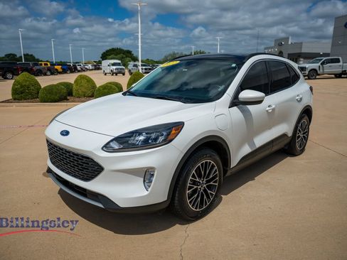 Used 2022 Ford Escape SEL w/ Technology Package FWD image 3