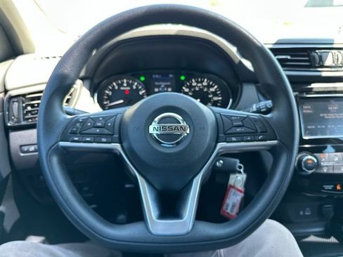 Used 2021 Nissan Rogue Sport S FWD image 33