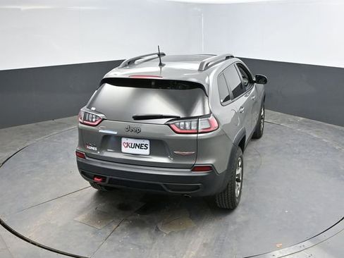 Used 2019 Jeep Cherokee Trailhawk image 40