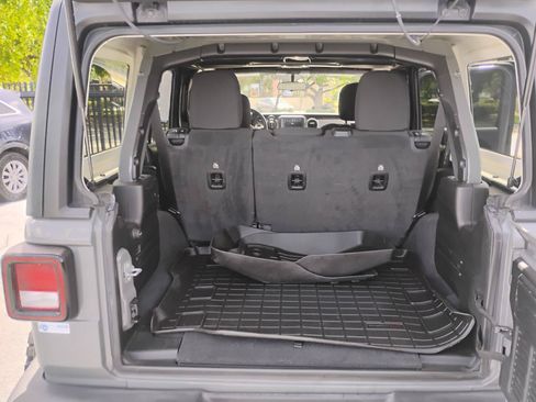 Used 2020 Jeep Wrangler Unlimited Sport S AWD/4WD image 11