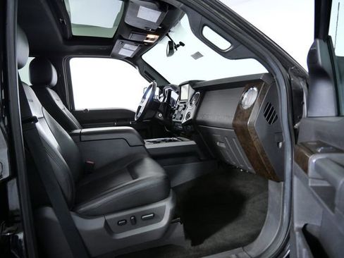 Used 2015 Ford F350 Platinum image 12