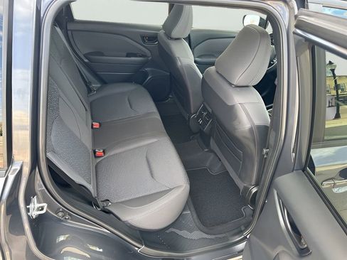 Used 2025 Subaru Forester Premium AWD/4WD image 26