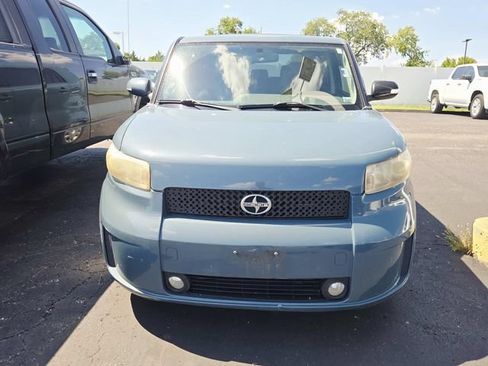 Used 2008 Scion xB FWD image 4