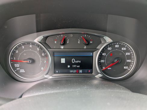 Used 2023 GMC Acadia SLT w/ Preferred Package AWD/4WD image 10