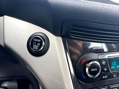 Used 2015 Ford C-MAX SEL w/ Equipment Group 302A image 12