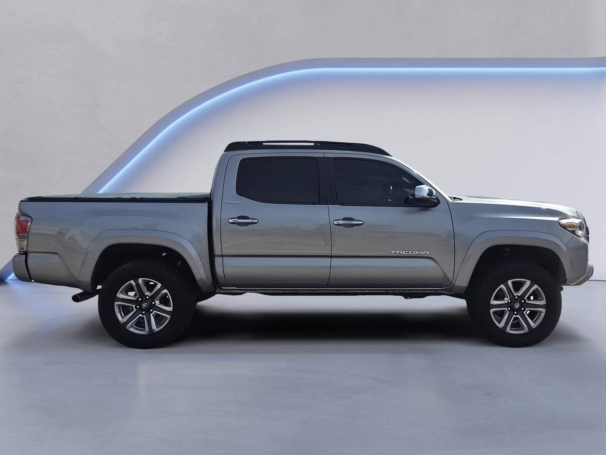 Used 2017 Toyota Tacoma Limited w/ Tow Package AWD/4WD image 6