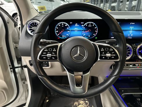 Certified 2023 Mercedes-Benz GLA 250 4MATIC image 22