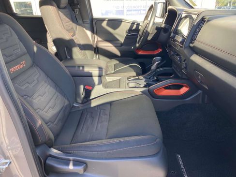 Used 2024 Nissan Frontier Pro-X w/ Pro Convenience Package RWD image 12