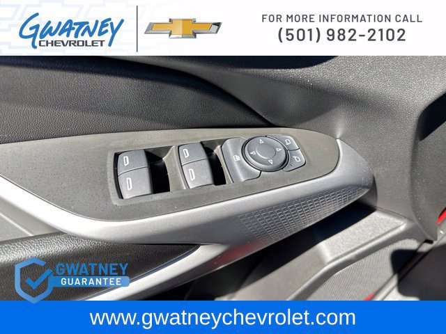 Used 2024 Chevrolet Trax RS w/ Driver Confidence Package FWD image 19