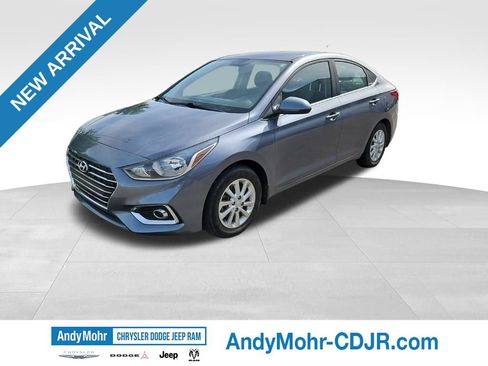 Used 2020 Hyundai Accent SEL FWD image 3