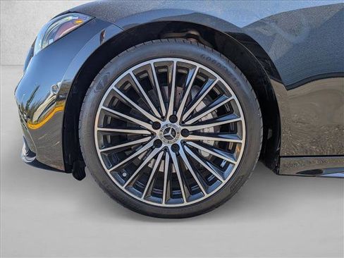 Used 2023 Mercedes-Benz C 300 Sedan image 24