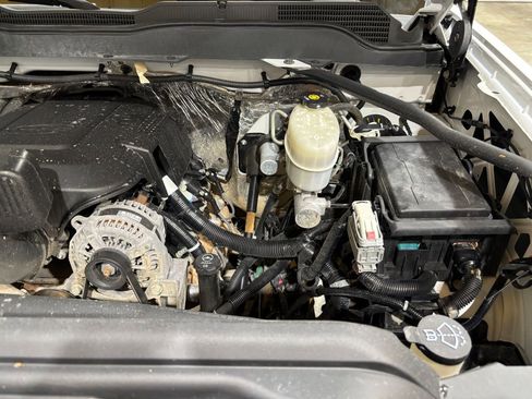 Used 2018 Chevrolet Silverado 2500 W/T w/ Snow Plow Prep Package image 25