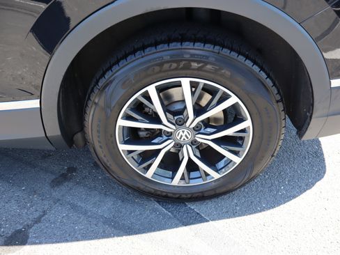 Used 2020 Volkswagen Tiguan S AWD/4WD image 39