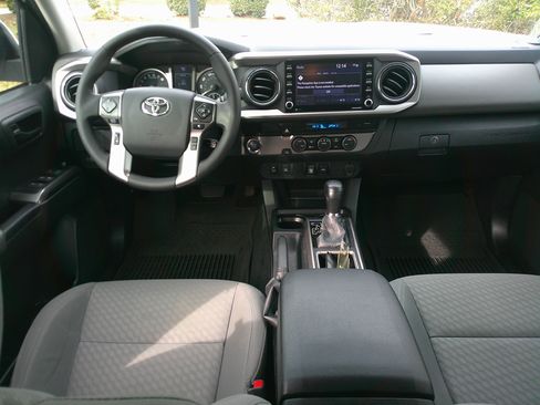 Used 2023 Toyota Tacoma SR5 image 31