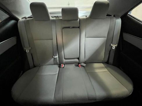 Used 2016 Toyota Corolla LE image 27