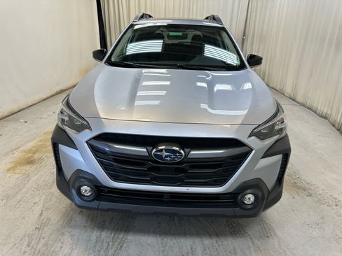 Used 2024 Subaru Outback Premium AWD/4WD image 7