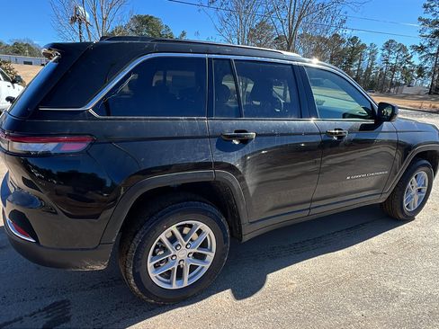 New 2026 Jeep Grand Cherokee Laredo X image 8