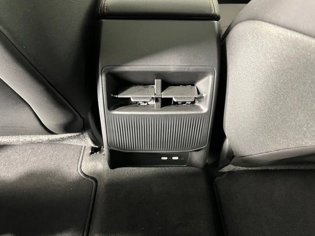 Used 2026 Jeep Cherokee Limited AWD/4WD image 39